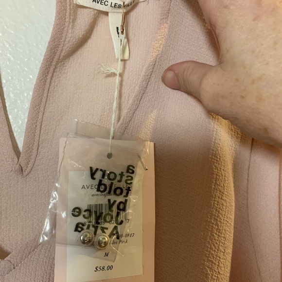 Dusty pink.  Blush color.   Short sleeve. Medium - Picture 3 of 5